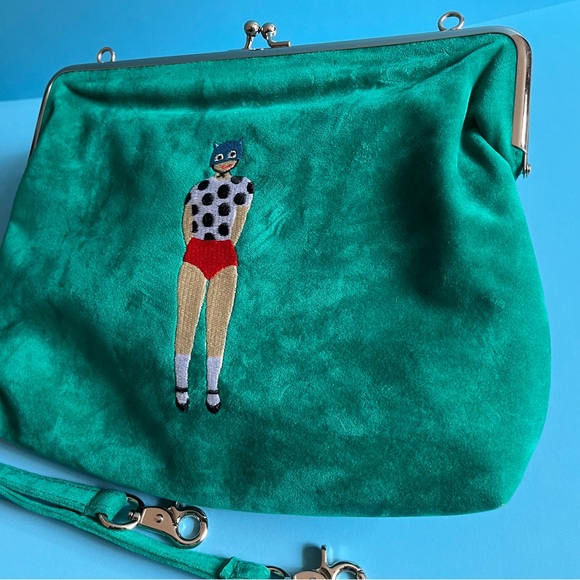 Cute turquoise felt purse - Picture 2 of 5